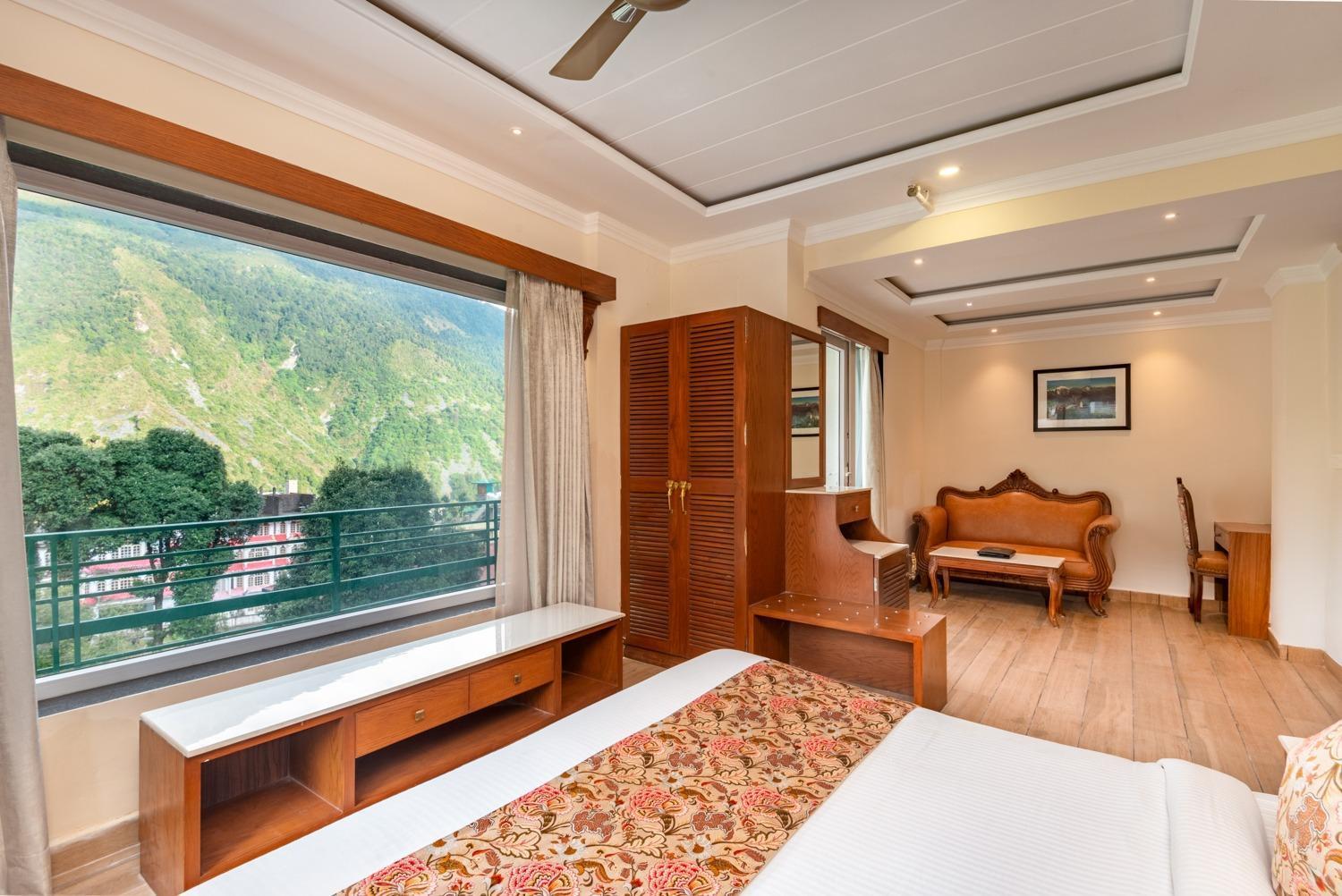 Quality Inn By Lawrence Hotels Dharamshala Esterno foto