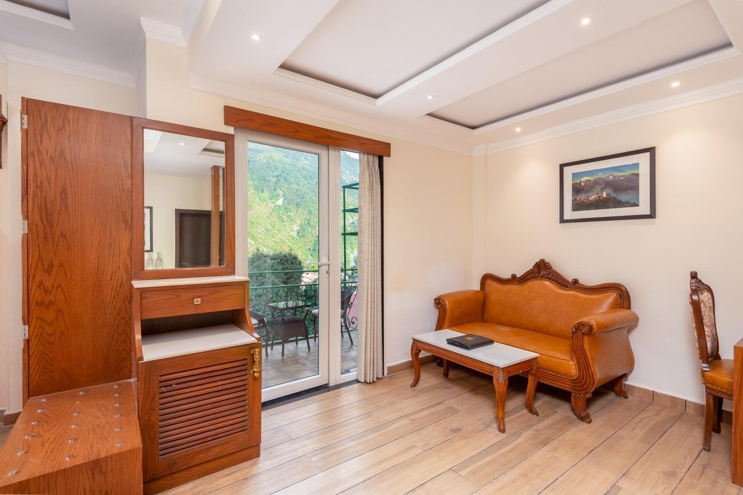 Quality Inn By Lawrence Hotels Dharamshala Esterno foto